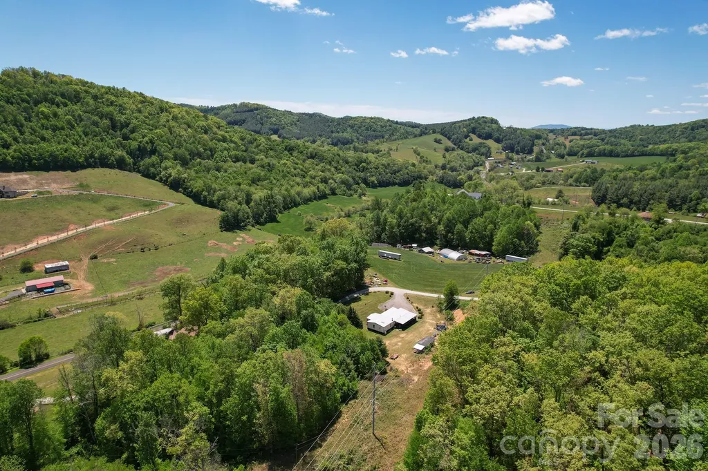 152 Pioneer Ridge Sparta NC 28675