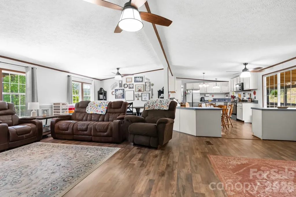 152 Pioneer Ridge Sparta NC 28675