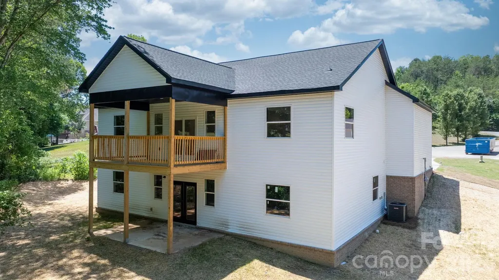 47 Tennyson Drive Taylorsville NC 28681