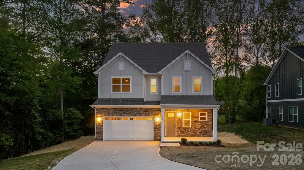 3883 12th Street NE Hickory NC 28601