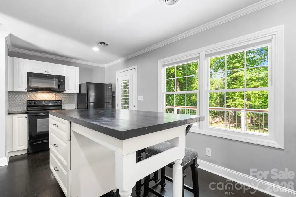 14214 Honeysuckle Ridge Drive Matthews NC 28105
