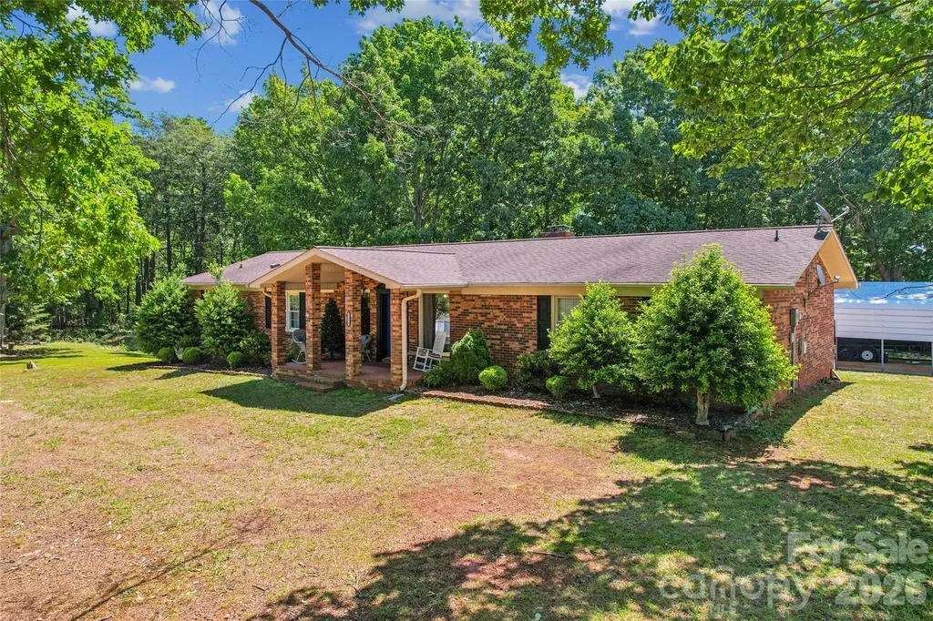 5374 N Nc 150 Highway Lincolnton NC 28650