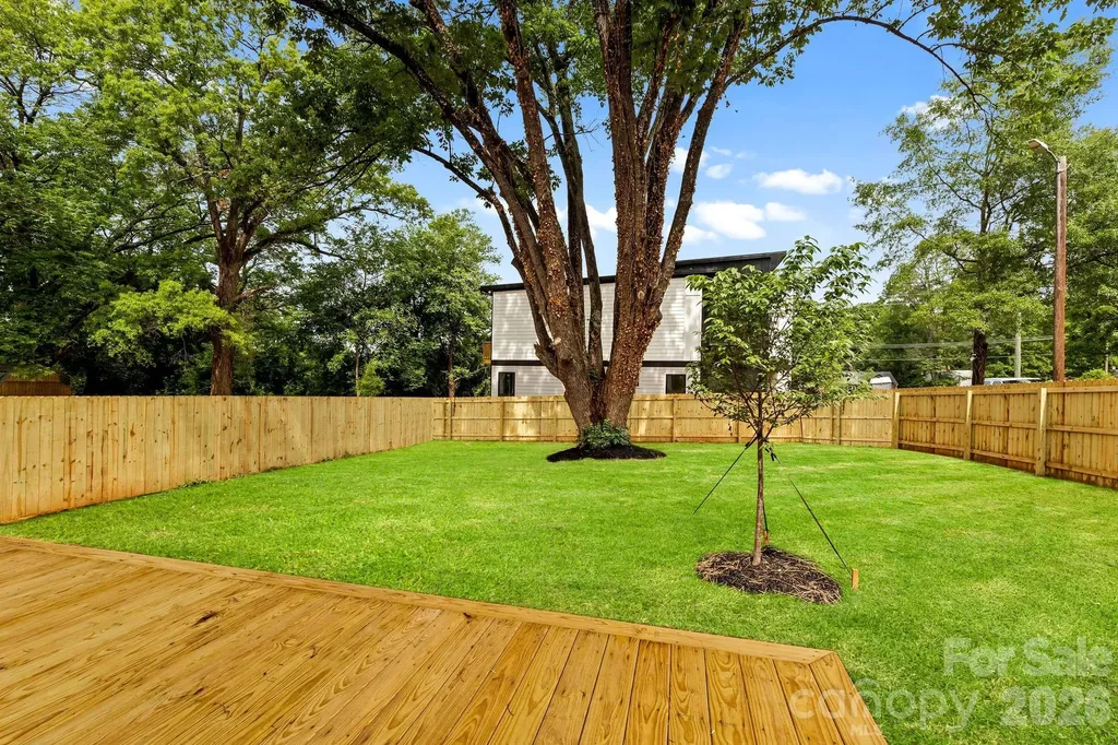 2763 Parkway Avenue Charlotte NC 28208