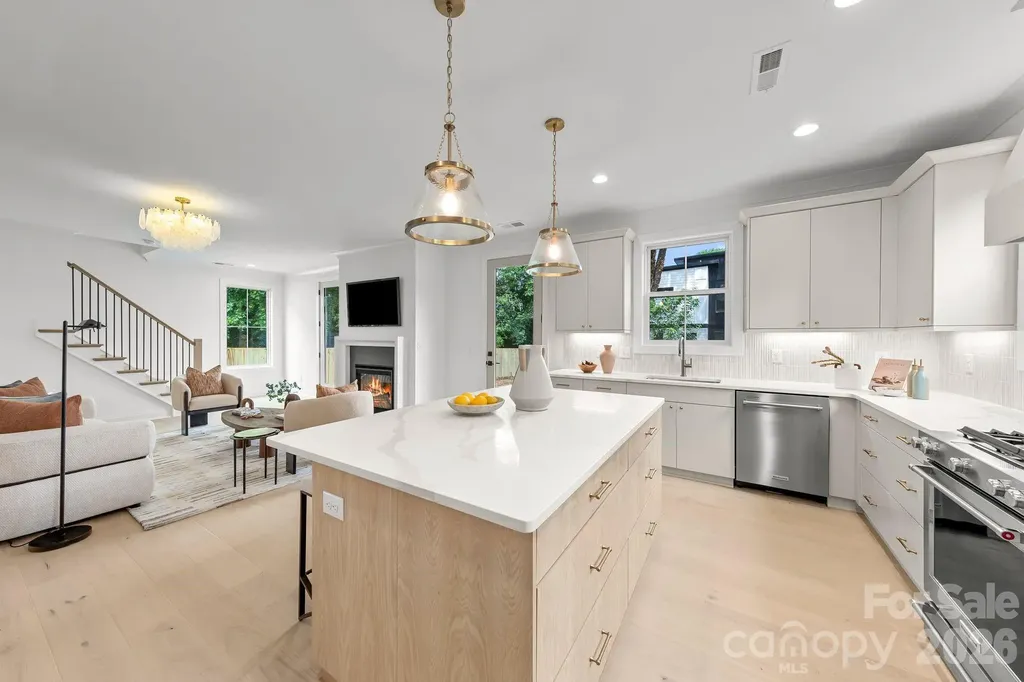 2763 Parkway Avenue Charlotte NC 28208