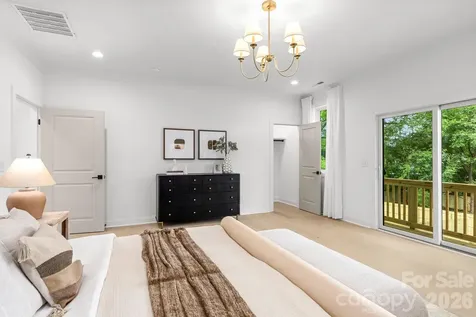 2763 Parkway Avenue Charlotte NC 28208
