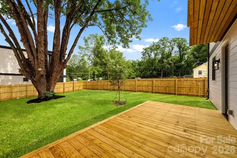 2763 Parkway Avenue Charlotte NC 28208