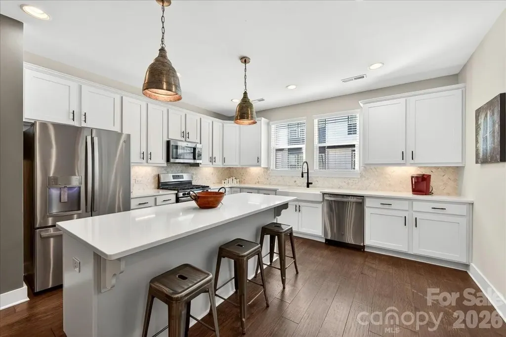 4136 Castleton Road Charlotte NC 28211
