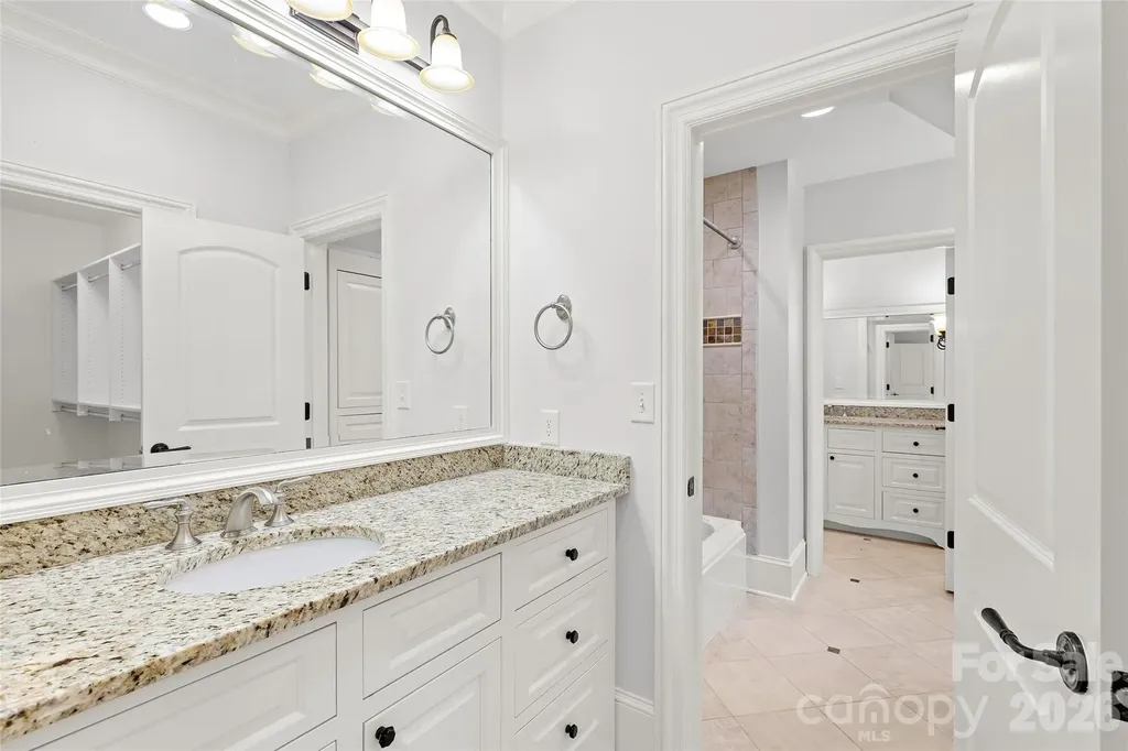 2427 Danbury Street Charlotte NC 28211