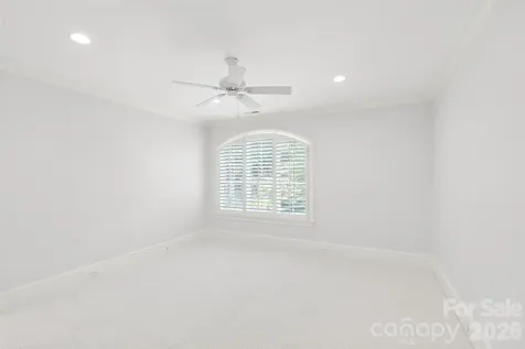 2427 Danbury Street Charlotte NC 28211