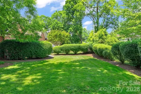 2427 Danbury Street Charlotte NC 28211