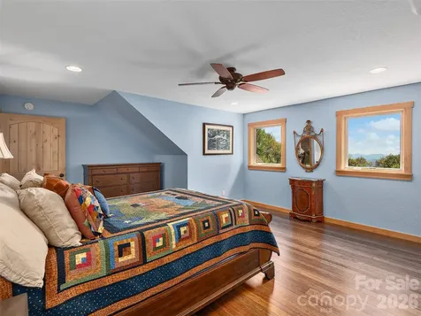 350 Snow Flake Lane Maggie Valley NC 28751