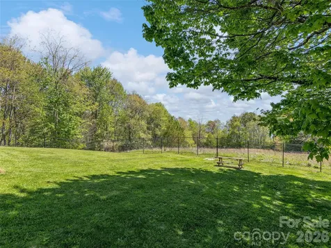 350 Snow Flake Lane Maggie Valley NC 28751