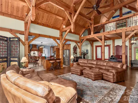 350 Snow Flake Lane Maggie Valley NC 28751