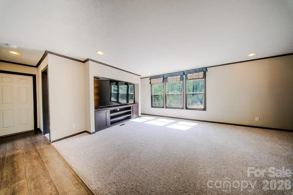4130 Us 64 Road Morganton NC 28655