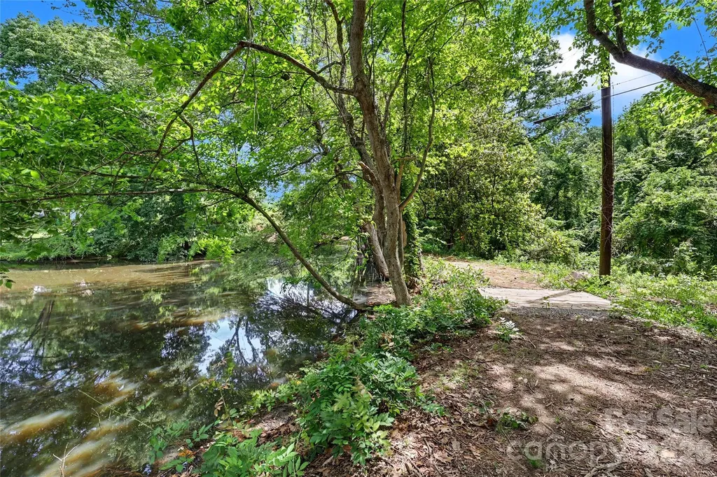 6510 Sharon Hills Road Charlotte NC 28210