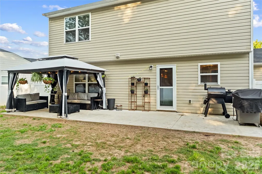 218 Valerie Drive Lincolnton NC 28092