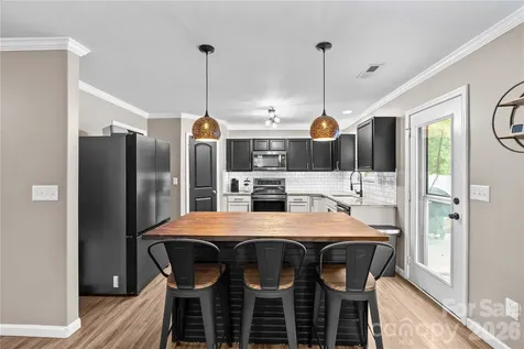 218 Valerie Drive Lincolnton NC 28092