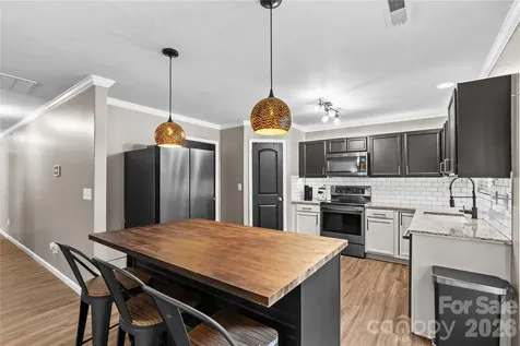 218 Valerie Drive Lincolnton NC 28092