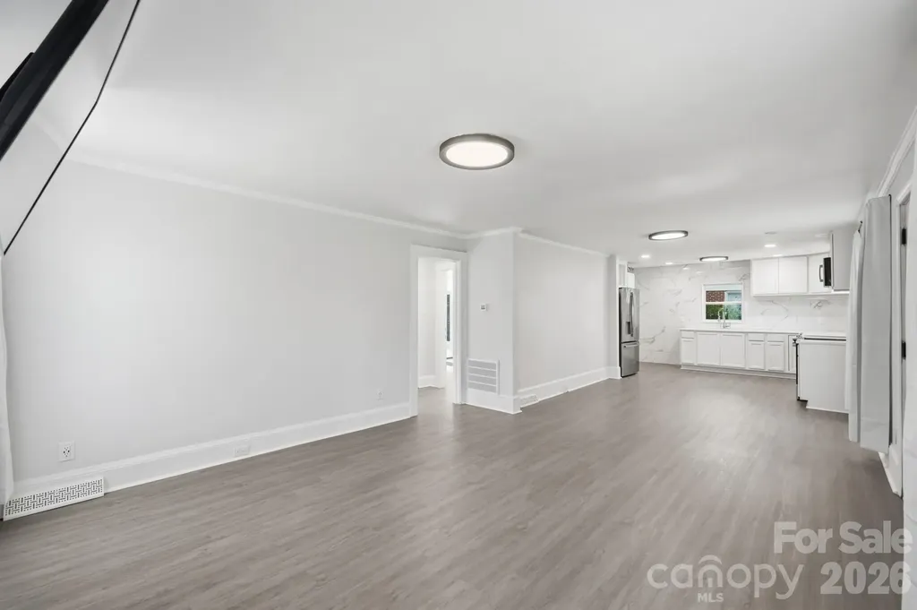 912 Laura Avenue Kannapolis NC 28083
