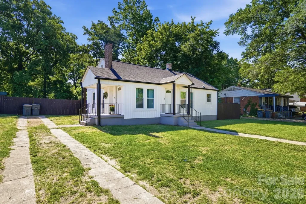 912 Laura Avenue Kannapolis NC 28083