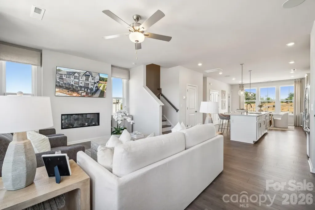 1824 Alexander Village Main Drive Charlotte NC 28262