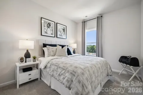 1824 Alexander Village Main Drive Charlotte NC 28262