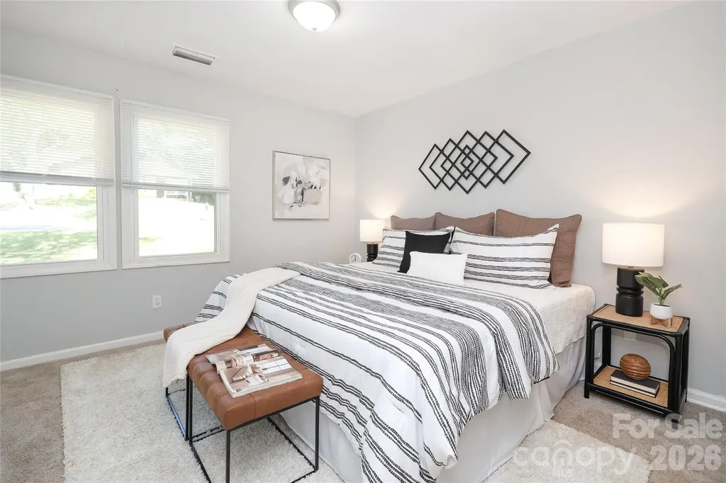 609 Fawnbrook Lane Charlotte NC 28217