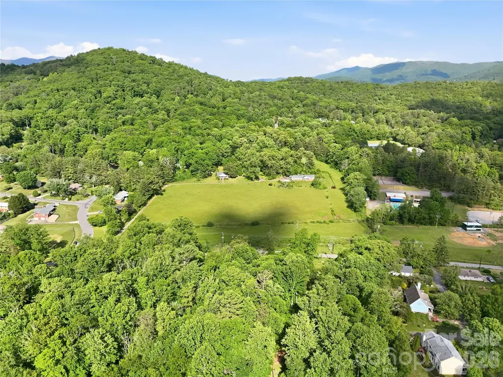 767 New Haw Creek Road Asheville NC 28805