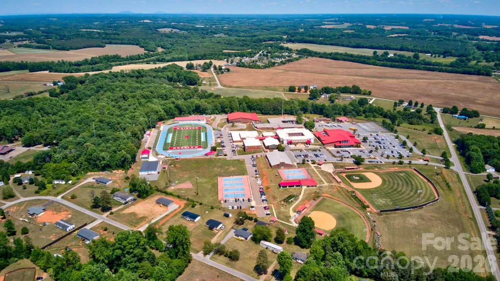 000 Jennings Road Olin NC 28660