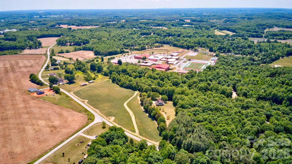 000 Jennings Road Olin NC 28660