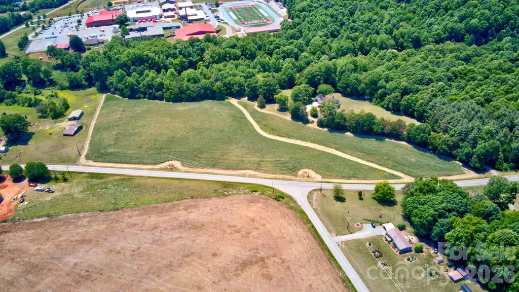 000 Jennings Road Olin NC 28660