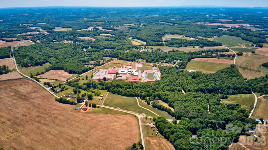 000 Jennings Road Olin NC 28660