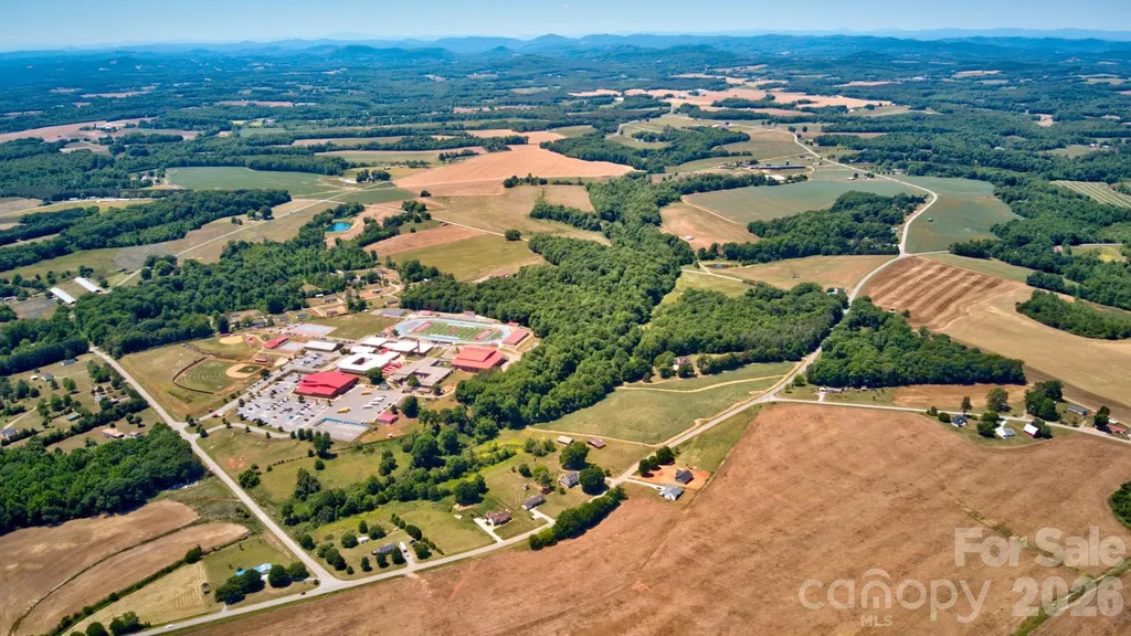 000 Jennings Road Olin NC 28660