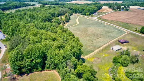 000 Jennings Road Olin NC 28660