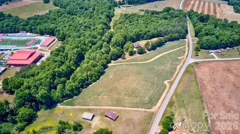 000 Jennings Road Olin NC 28660