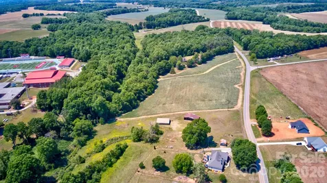 000 Jennings Road Olin NC 28660