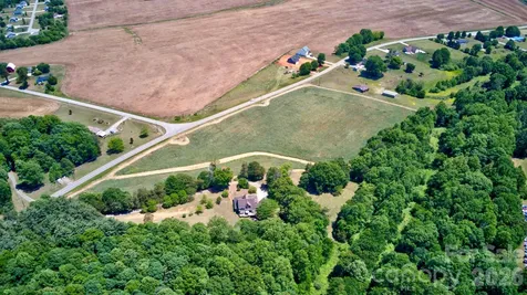 000 Jennings Road Olin NC 28660