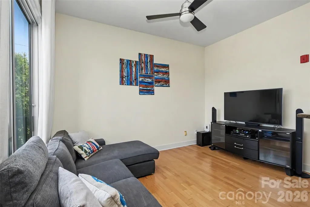 613 Mcninch Street Charlotte NC 28208