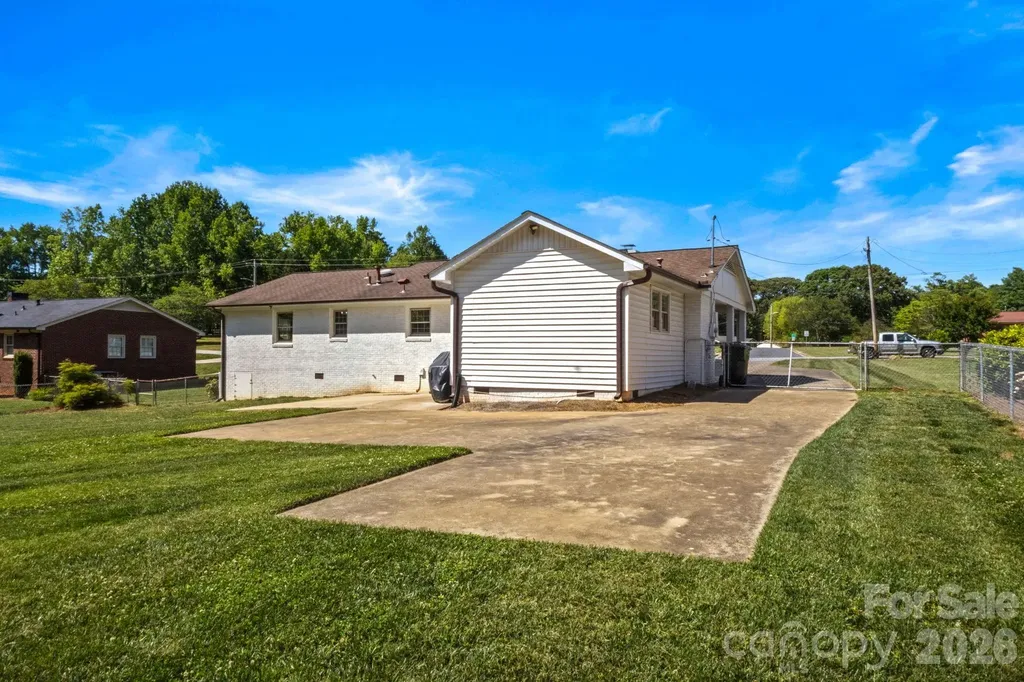918 Henry Street Kings Mountain NC 28086