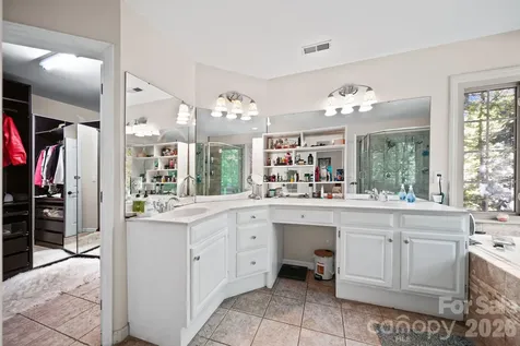 3400 Thistle Bloom Court Charlotte NC 28269