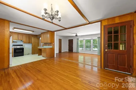3137 Frederick Place Charlotte NC 28210