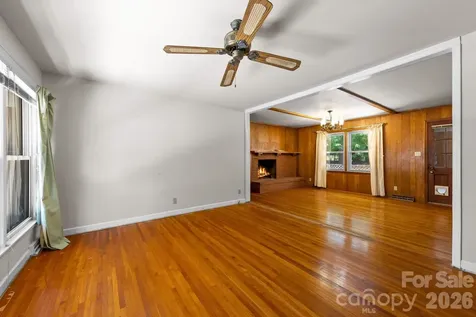 3137 Frederick Place Charlotte NC 28210