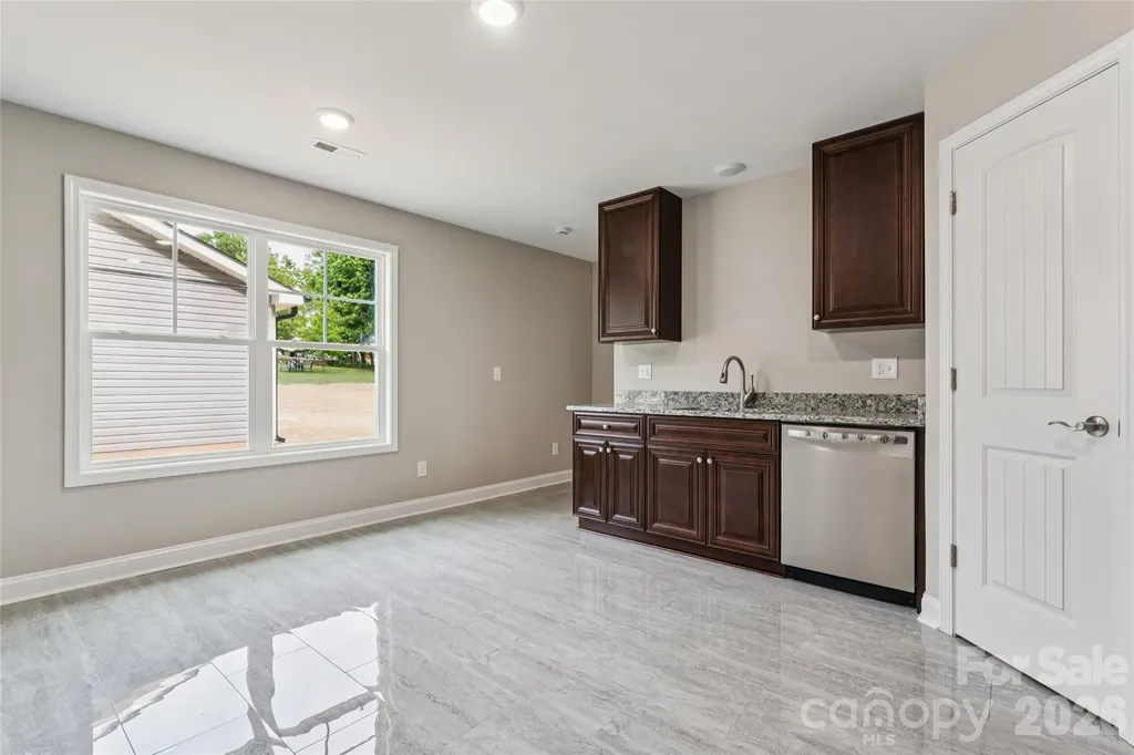209 W 17th Street Kannapolis NC 28081
