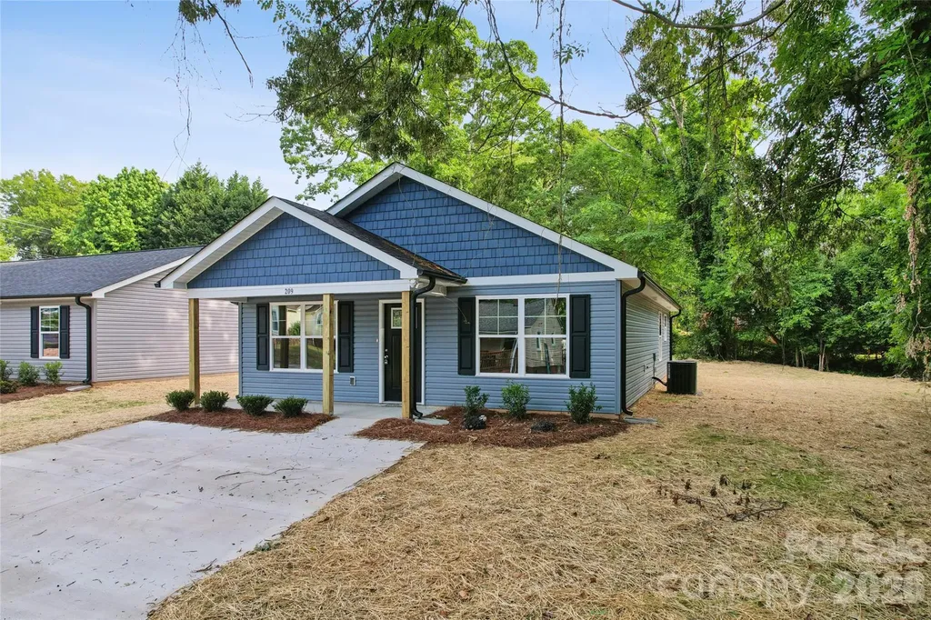 209 W 17th Street Kannapolis NC 28081