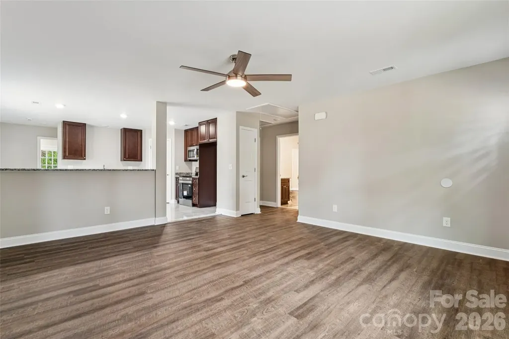 209 W 17th Street Kannapolis NC 28081