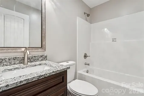 209 W 17th Street Kannapolis NC 28081