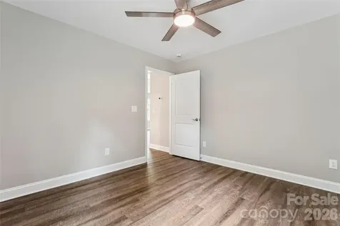 209 W 17th Street Kannapolis NC 28081