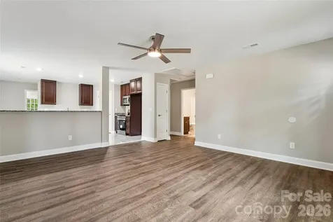 209 W 17th Street Kannapolis NC 28081