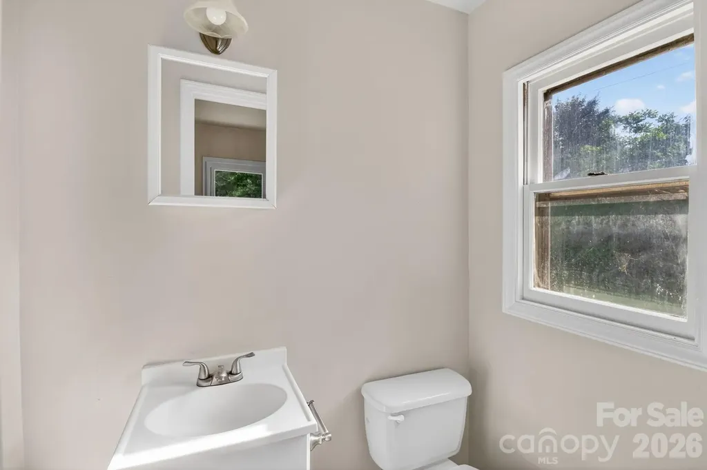 1121 Lundix Street Albemarle NC 28001