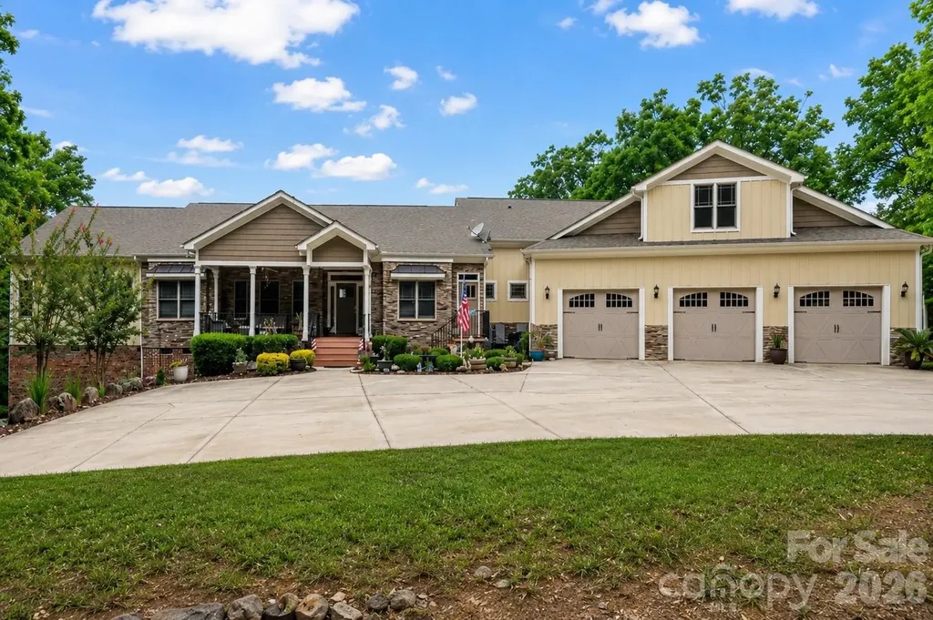 2207 Sierra Trace Road Denton NC 27239